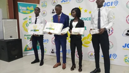 PROMOTION DE L&rsquo;EXCELLENCE A LA FACULTÉ DE MÉDECINE DE L&rsquo;UP : Dafra pharma prime les meilleurs étudiants