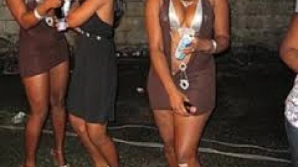 INTERPELLATION DES TRAVAILLEUSES DE SEXE AU BÉNIN : Voici les vraies raisons  .Sept gestionnaires de maisons closes interpellés à Parakou