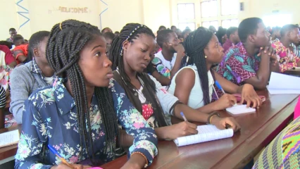 ETUDES UNIVERSITAIRES Les nouveaux bacheliers dans l’embarras du choix de filières