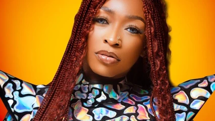 L&rsquo;artiste Sessimè sévèrement poignardée dans le dos, «j&rsquo;ai vraiment mal» se confie-t-elle 