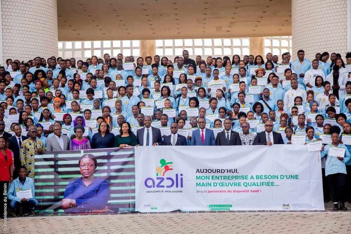PROJET D&rsquo;INCLUSION DES JEUNES AU BÉNIN : 474 nouveaux jeunes signent leur premier contrat