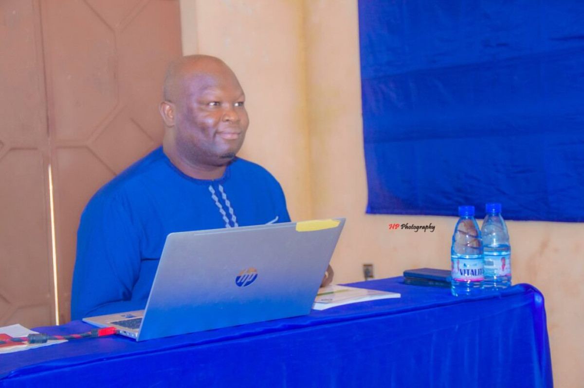 SOUTENANCE DE MASTER À L’UNIVERSITÉ DE PARAKOU : Le maire Robert Kassa aborde la question du terrorisme