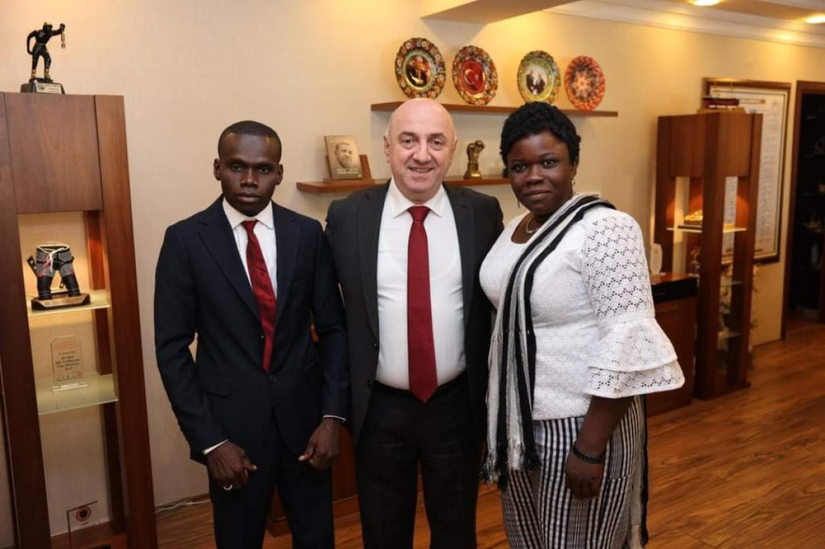 VISITE DU MAIRE ET DE LA S.E EN TURQUIE : La grosse moisson de Bani Chabi et Ida Tossou 