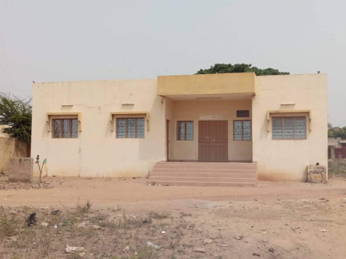 APRÈS LES DILIGENCES FAITES PAR LE MAIRE CHARLES TOKO,  Qu&rsquo;est-ce qui bloque l&rsquo;électrification du Cps Albarika ?