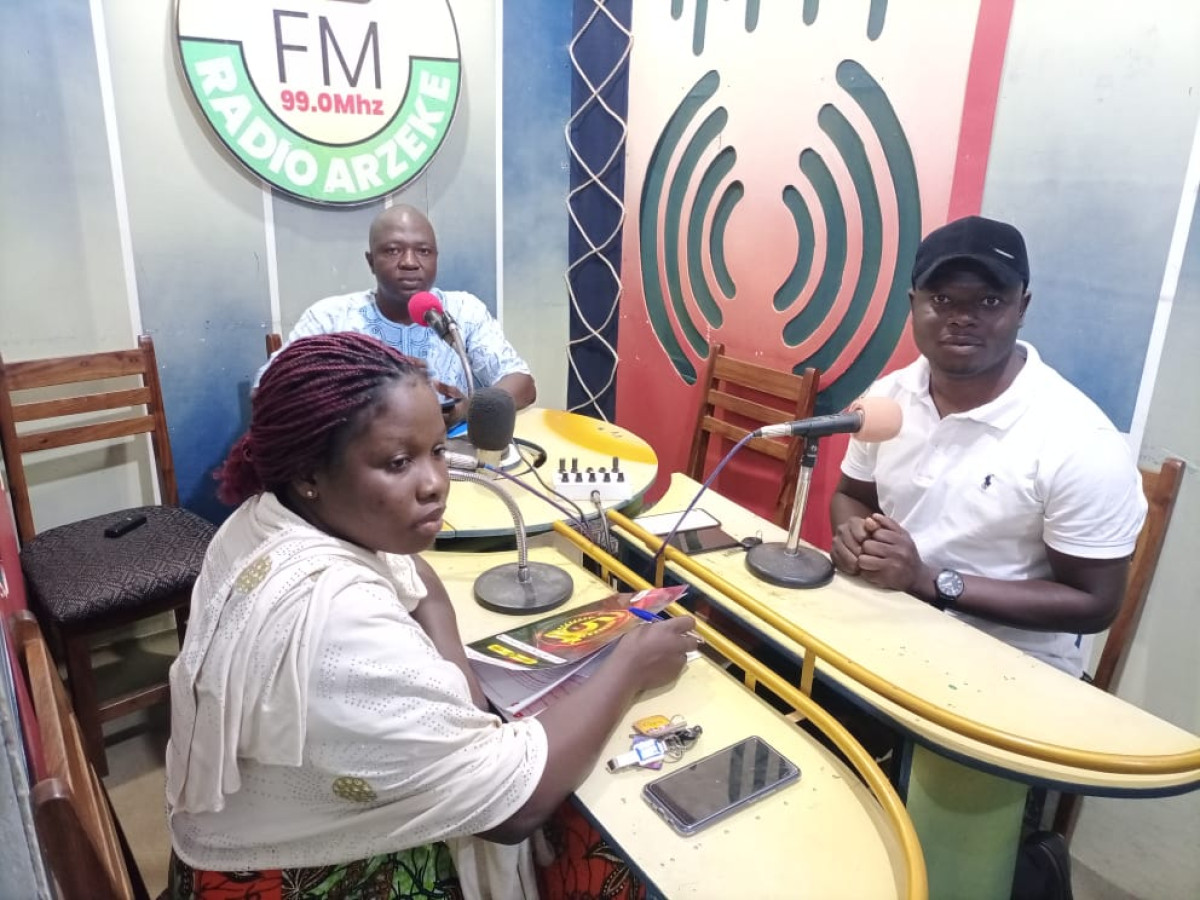3E JOURNÉE DE LA TOURNÉE D&rsquo;IMMERSION À PARAKOU : Arzèkè Fm a accueilli l&rsquo;équipe de Daabaaru