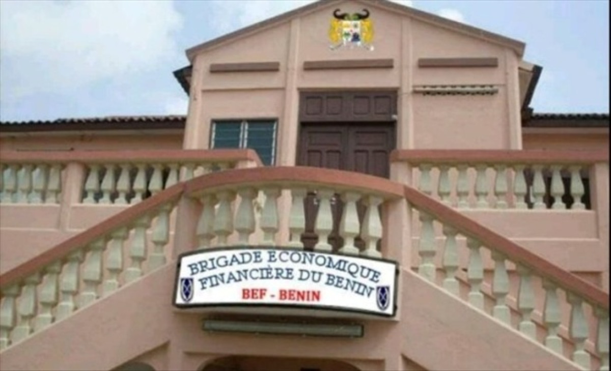 SCANDALE FINANCIER AU POSTE DE DOUANE D&rsquo;HILACONDJI : 15 commissaires interpellés et mis sous convocation