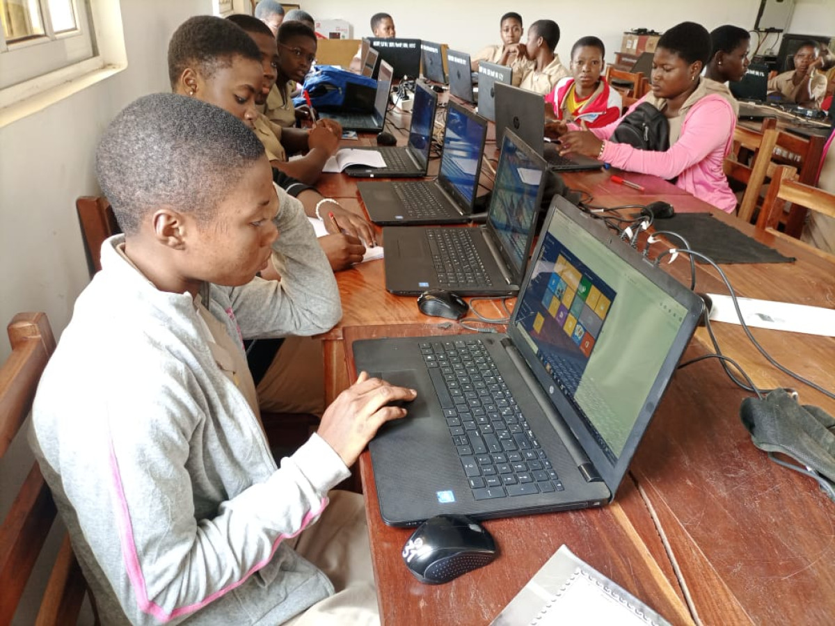 SEMAINE DU NUMÉRIQUE DANS LE BORGOU : Le gouvernement outille les apprenants sur les Tic à Parakou