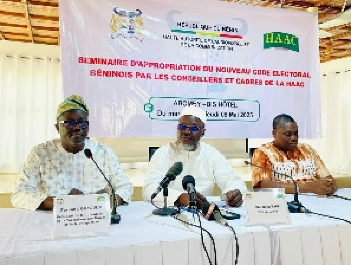 Appropriation du nouveau code électoral: Les conseillers et cadres de la Haac en séminaire