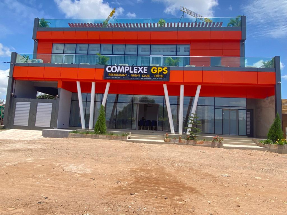 OUVERTURE D&rsquo;UN HÔTEL, NIGHTCLUB, BAR RESTAURANT : Gps met en service un complexe hôtelier jamais vu à Parakou