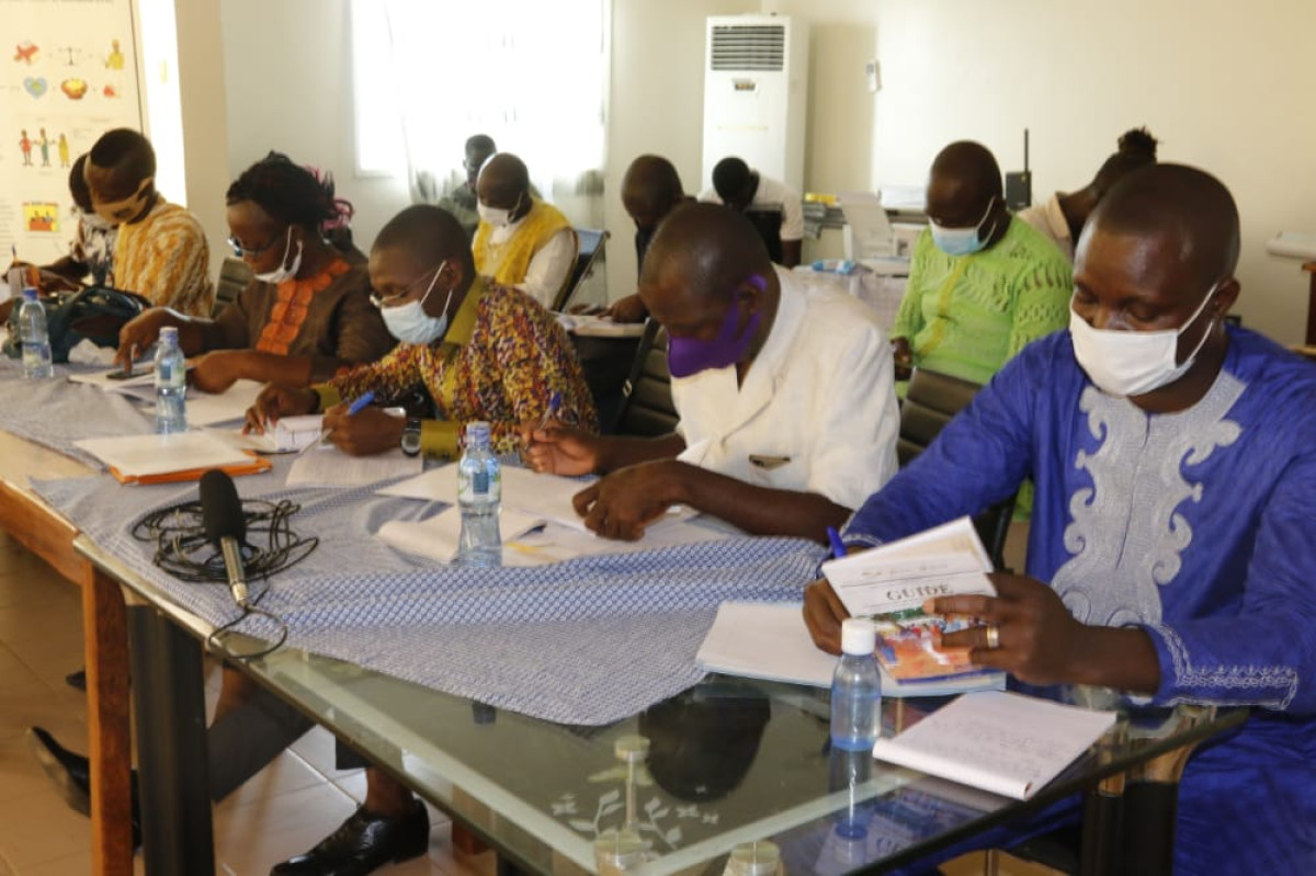 LUTTE CONTRE LES CONFLITS FONCIERS AU BÉNIN : Le Propfr/Giz et plusieurs acteurs en atelier à Natitingou  . La validation de la cartographie participative des territoires villageois au cœur des échanges