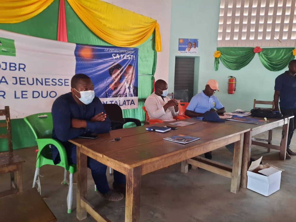 VULGARISATION DU PROGRAMME D&rsquo;ACTIONS DU GOUVERNEMENT (PAG) A NIKKI : L&rsquo;Ojbr fait le bilan d&rsquo;une mandature réussie aux jeunes