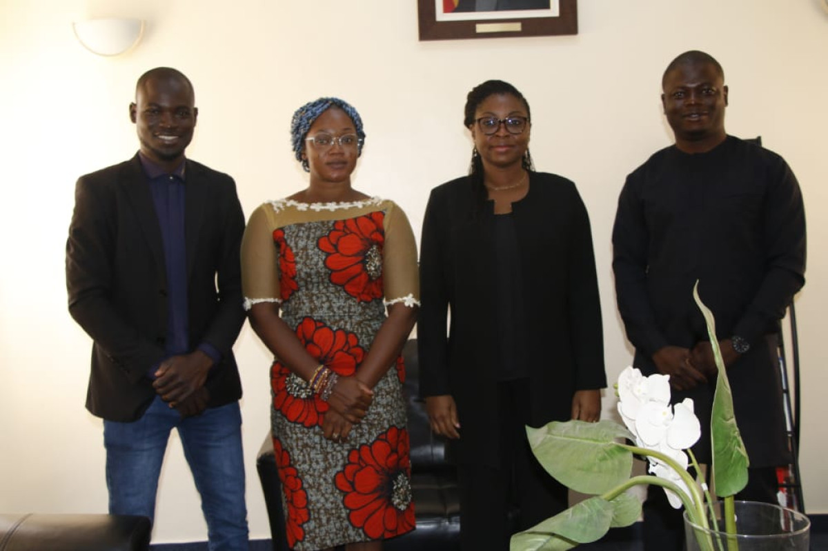 DAABAARU MÉDIAS TOUR : La ministre Aurélie Adam Soulé reçoit Barnabas Orou Kouman et son équipe