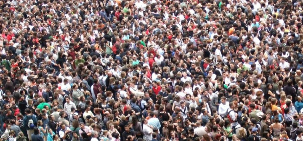 ÉDITO : La guerre des foules électoralistes