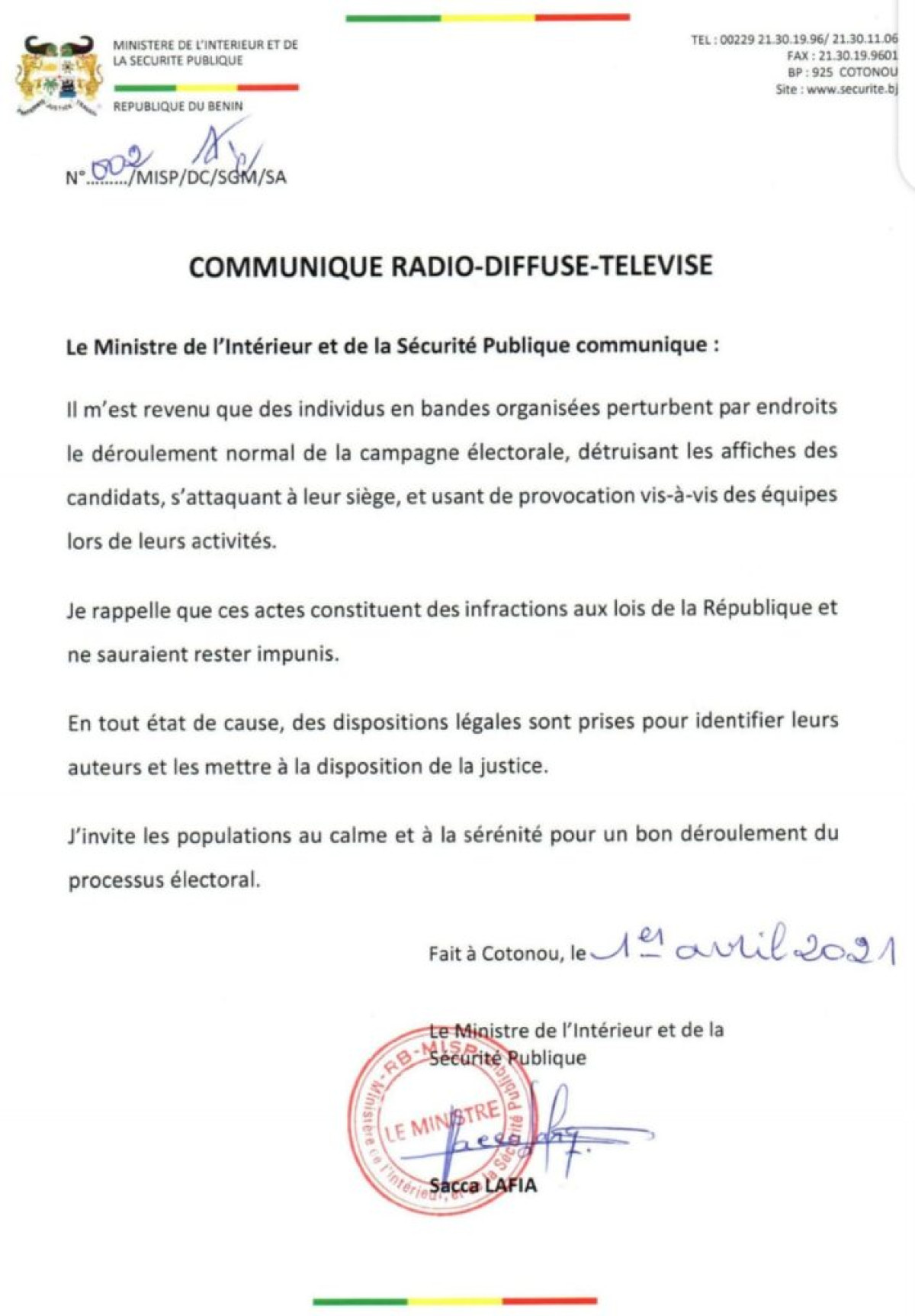 DESTRUCTION DES AFFICHES DES CANDIDATS ET ATTAQUE À LEUR SIÈGE : Le ministre Sacca Lafia met en garde les semeurs de troubles