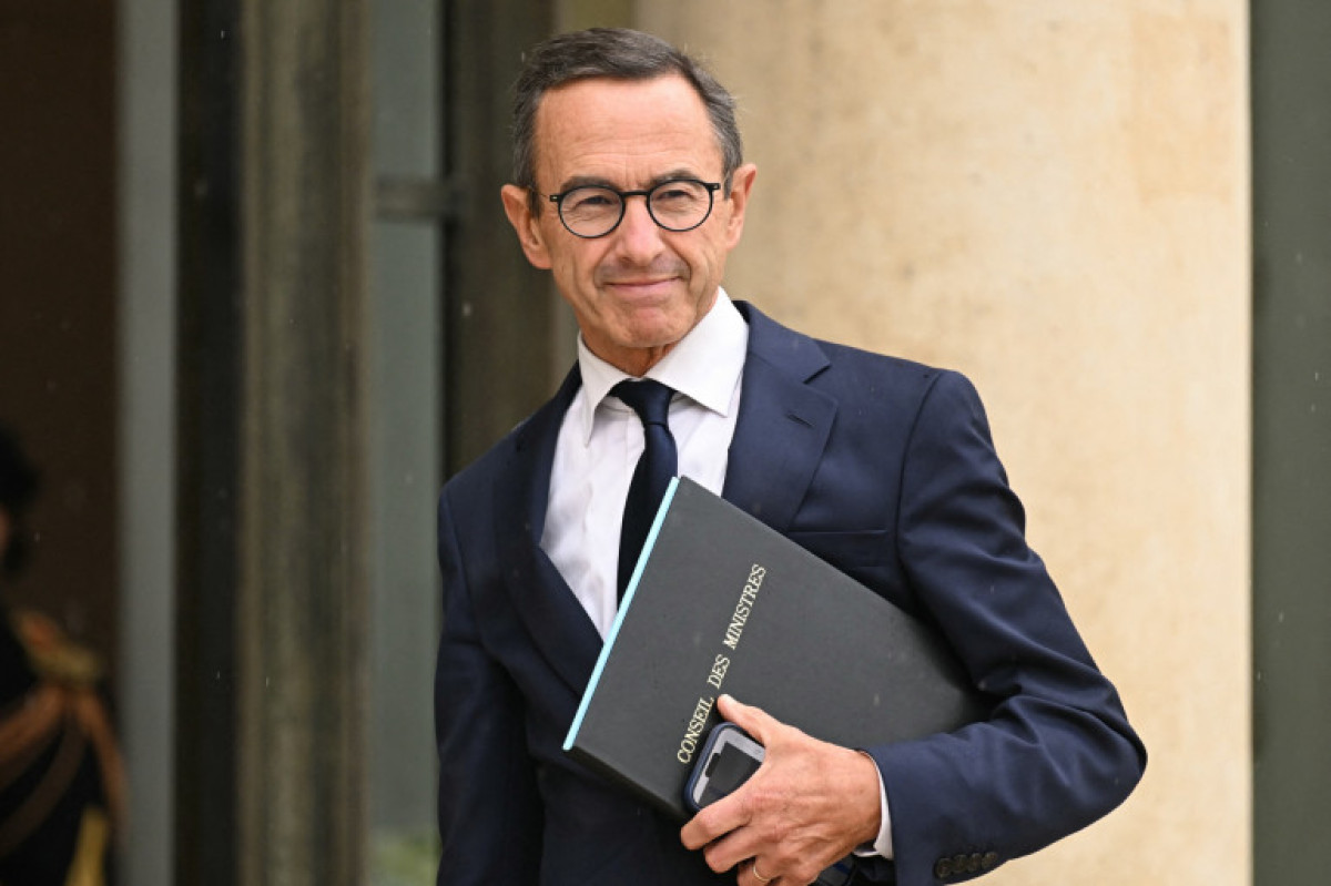 FRANCE/APRÈS LA NOMINATION DE BRUNO RETAILLEAU COMME MINISTRE DE L&rsquo;INTÉRIEUR  : Quel sort pour le séjour des africains immigrés ?