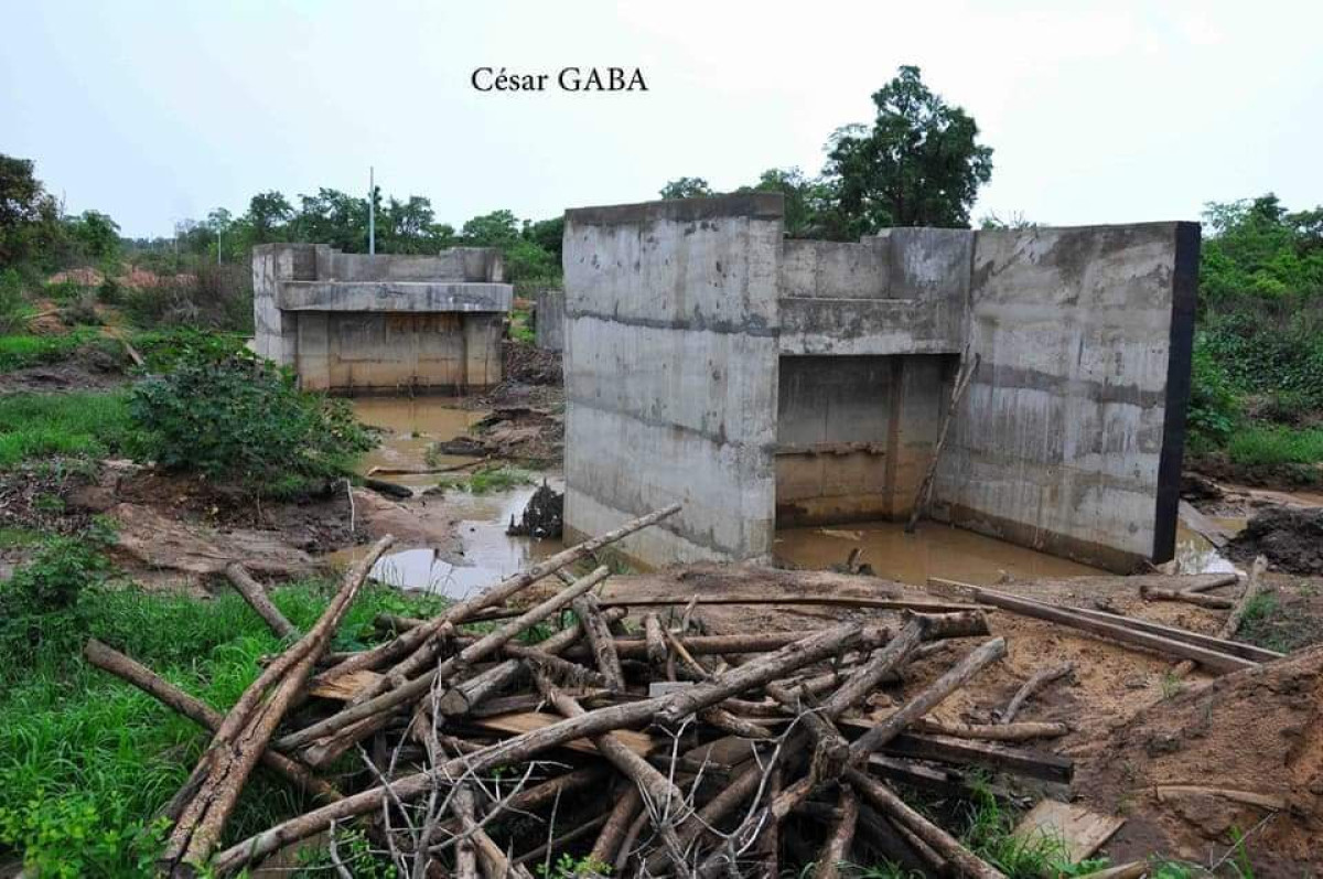 RÉTABLISSEMENT RAPIDE DE LA CIRCULATION SUR L&rsquo;AXE KANDI-MALANVILLE : La preuve que l&rsquo;état du pont de Kankou est une mauvaise volonté