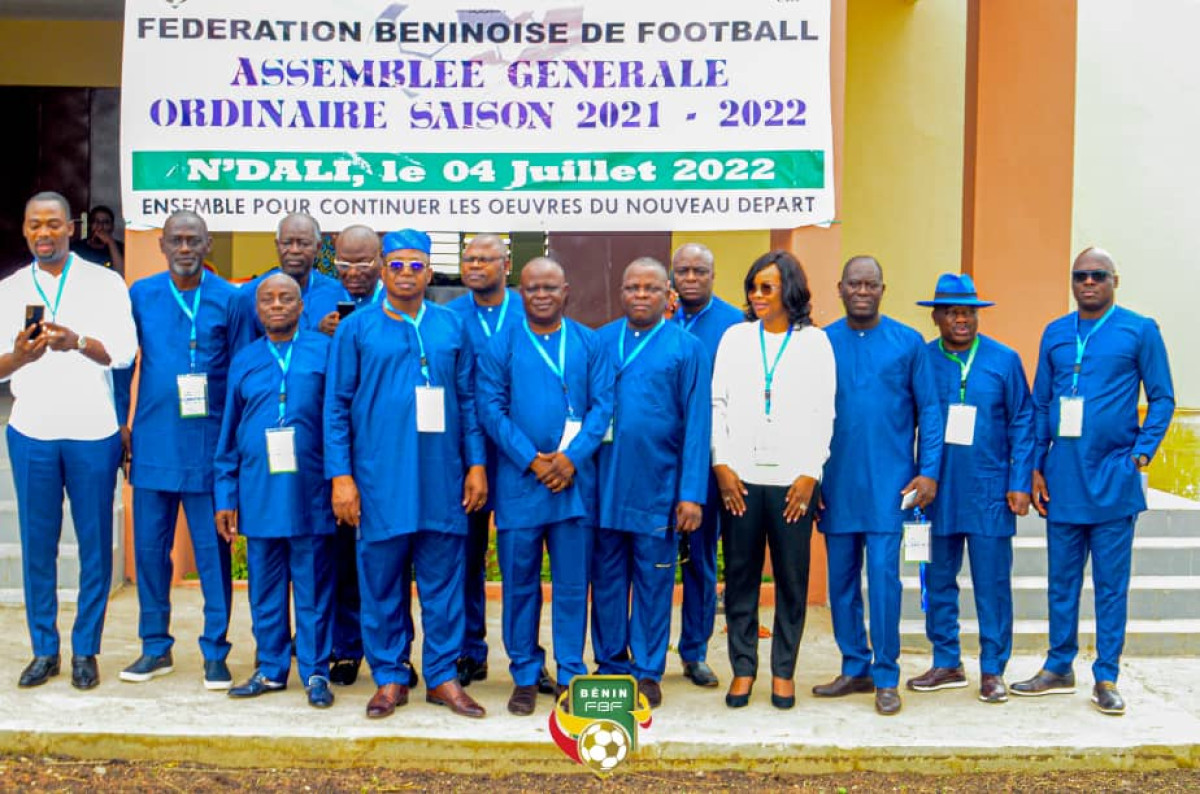 ASSEMBLÉE GÉNÉRALE ORDINAIRE STATUTAIRE DE LA FBF DANS LE BORGOU : Une première, N&rsquo;Dali et Francis Gbian honorés  .Les dates de la saison 22-23 connues
