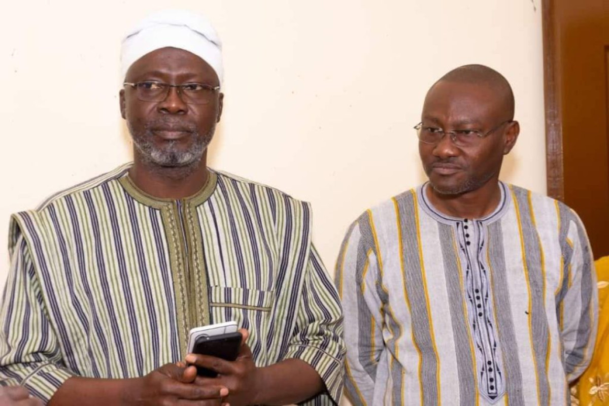 « CAMP CITOYEN ET SAVOIR DE PROXIMITÉ » DE L&rsquo;UNIVERSITÉ DE PARAKOU : Le Recteur Sogbossi Bocco et le maire Zimé Chabi lancent l&rsquo;édition 2023 . Parakou, Tchaourou et Djougou identifiées