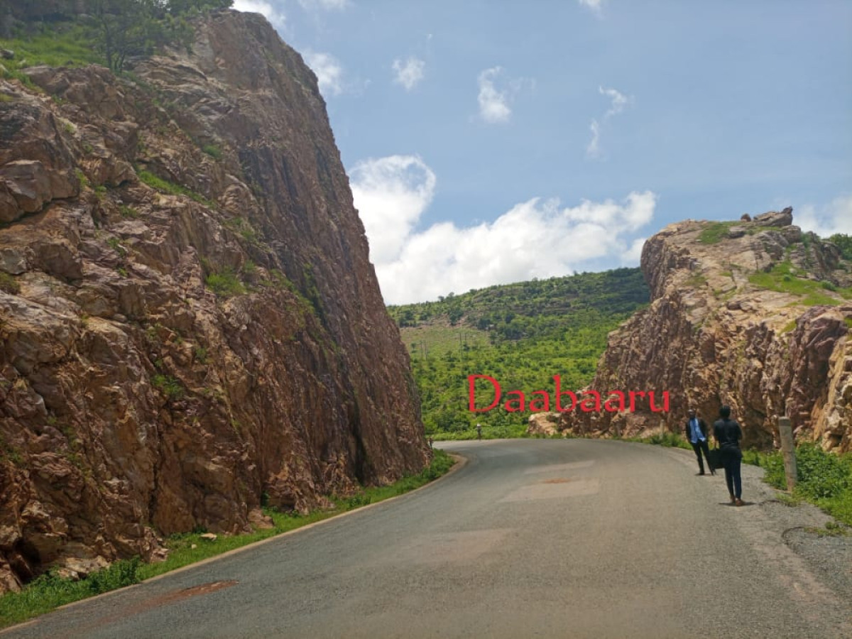 BAVURE POLICIÈRE A TANGUIÉTA : Un mort deux blessés par balles