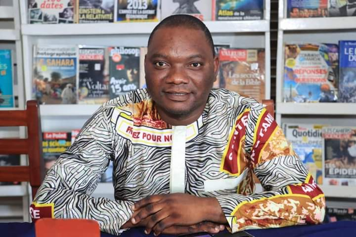 CHRONIQUE LITTERAIRE : Didier Jaurès Voïtan fait l&rsquo;apologie des libraires