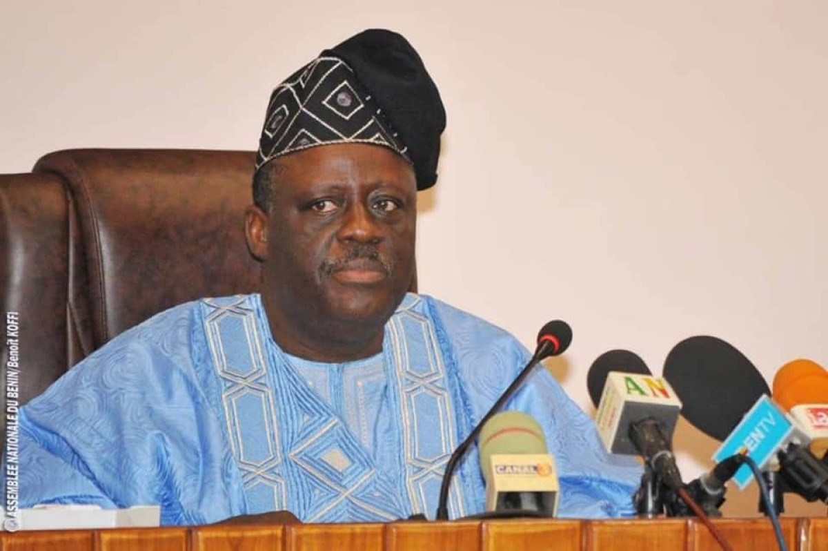 RÉVISION DE LA CONSTITUTION EN PROCÉDURE D&rsquo;URGENCE : Les inquiétudes de Louis Vlavonou par rapport aux conditions