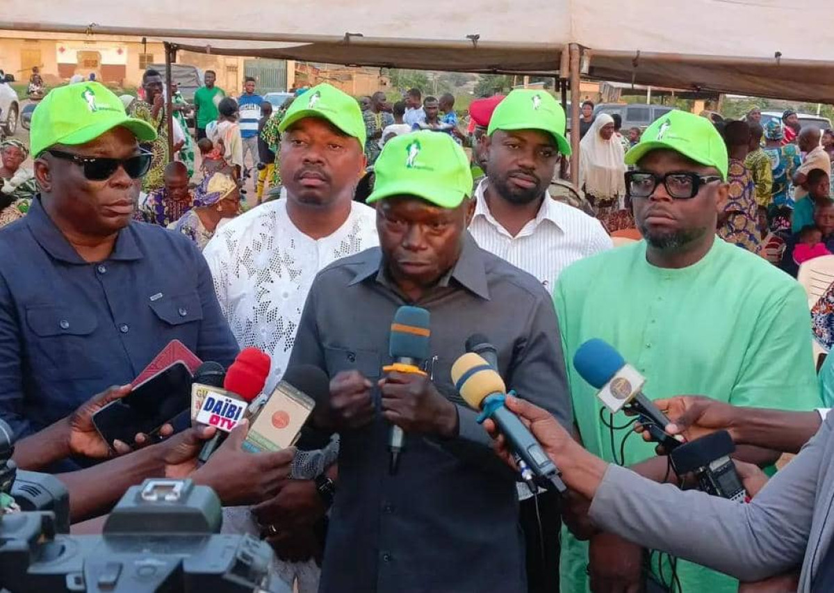 Siphonneurs de budgets en divagation, commerçants politiques…: le ministre Akpona scie une branche sur laquelle il est assis 