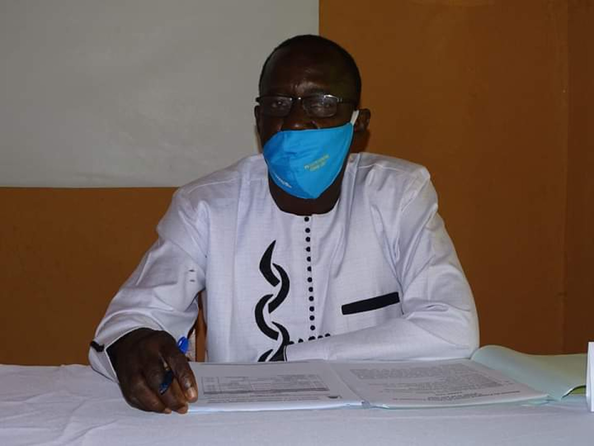 PASSATION DE CHARGE : Yaya Garba prend les commandes de l’Adécob . « …je voudrais placer mon mandat sous le sceau d’une gouvernance concertée et participative… », a martelé le nouveau président