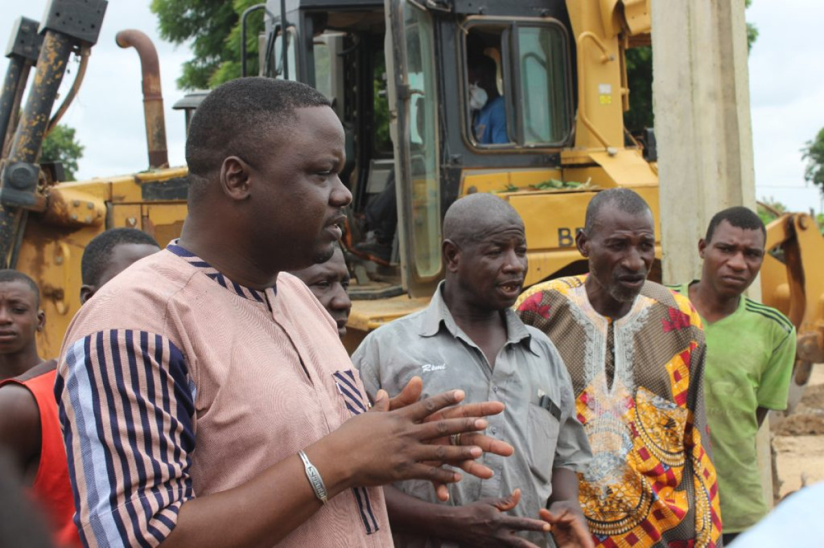 BANIKOARA : Le maire Tamou veille sur l&rsquo;ouverture de voies à Soroko