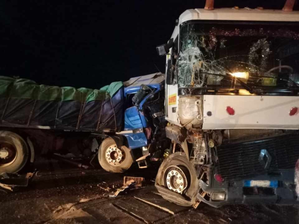 ACCIDENT DE CIRCULATION À PARAKOU : Deux camions gros porteurs entrent en collision