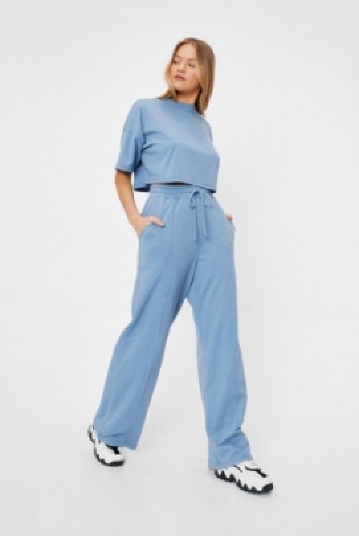 INSTANT FASHION : Ce pantalon est actuellement dans la tendance