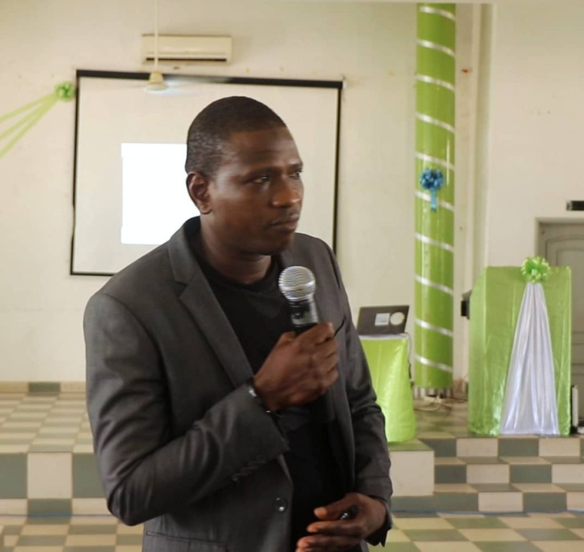 ENSEIGNEMENT SUPÉRIEUR AU BÉNIN : Moussa Wari désormais Maître-Assistant du Cames