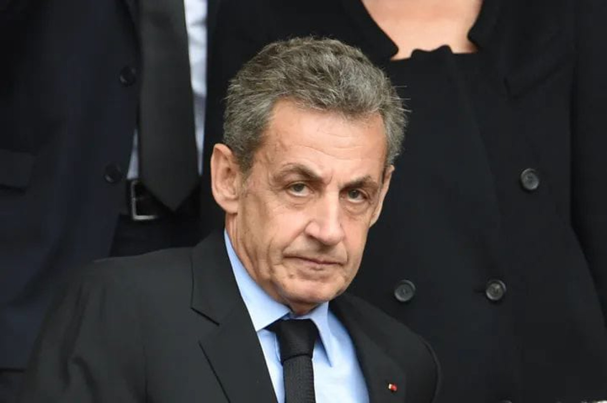 ACCUSÉ DE CORRUPTION ET TRAFIC D&rsquo;INFLUENCE : L&rsquo;ancien président français Nicolas Sarkozy condamné à 3 ans de prison . Tout ce qu&rsquo;il faut savoir de l&rsquo;affaire