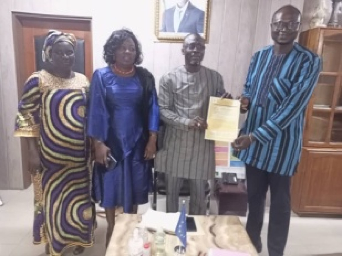 AMICALE DES AUDITEURS DE MASTER EN ALDD AU CABINET DU MAIRE DE PARAKOU : Inoussa Zimé Chabi apporte son soutien à l&rsquo;association