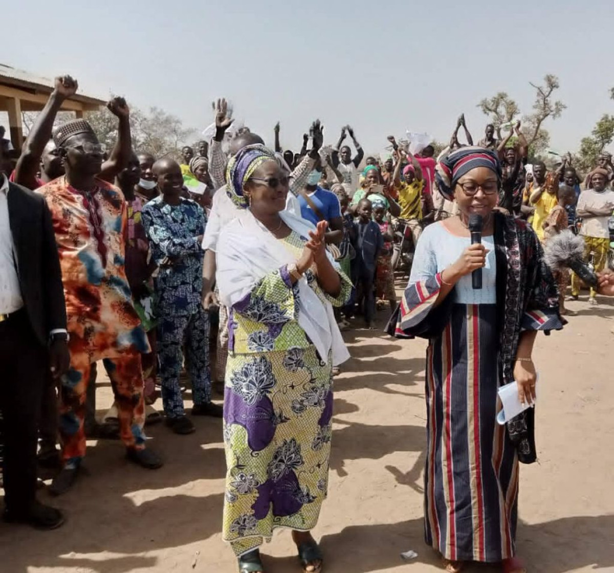 EN TOURNÉE DANS LES ARRONDISSEMENTS DE TASSO, SUYA, SEREKALI ET BIRO À NIKKI : Les candidats Br de la 7ème C.e portés en triomphe par les populations