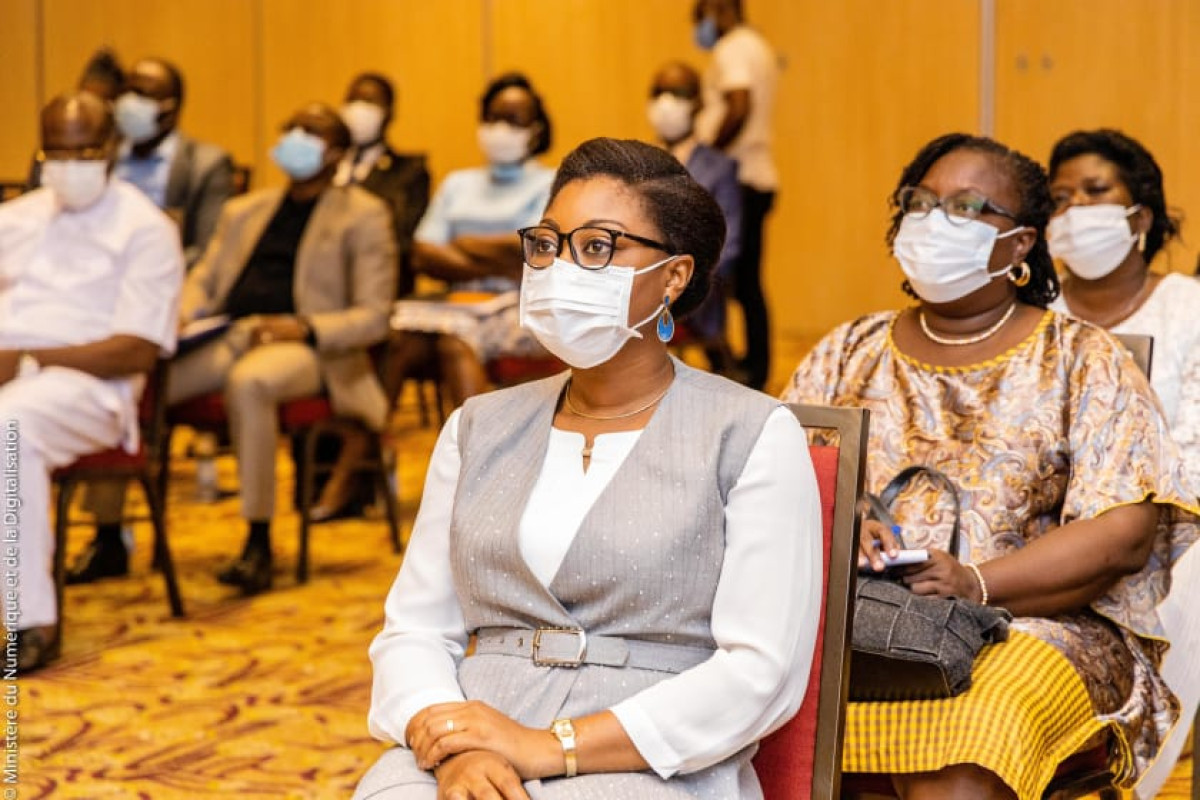 CHAINE DES DÉPENSES PUBLIQUES À L&rsquo;USAGE SÉCURISÉ DU NUMÉRIQUE : Aurelie Adam Soulé lance la formation des acteurs