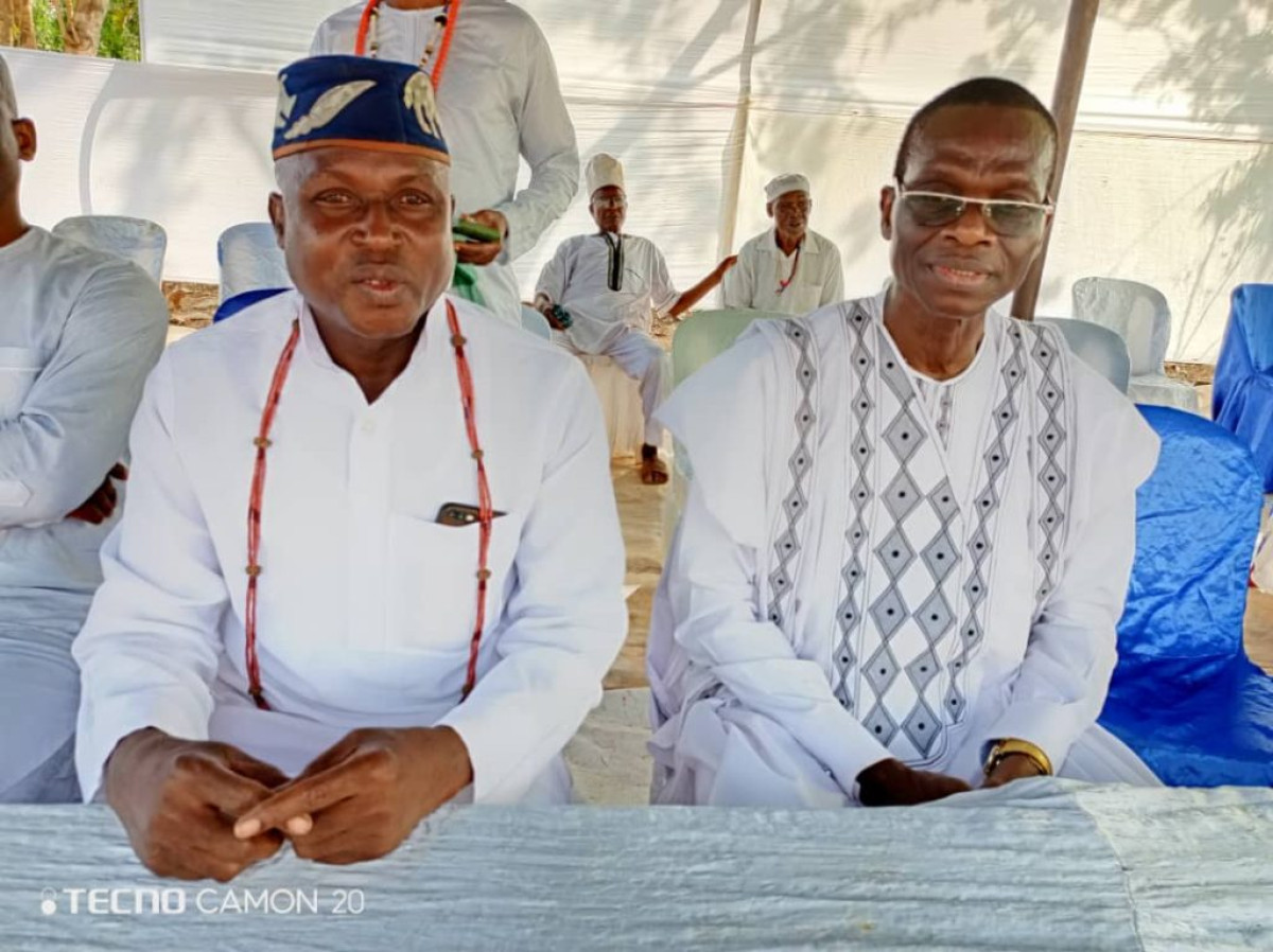 53E ANNIVERSAIRE CULTUEL DU PRÊTRE VODOUN BATHELEMY ZINSOU À ZINSOUHOUE : Le Préfet Christophe Mégbédji honore l&rsquo;heureux du jour