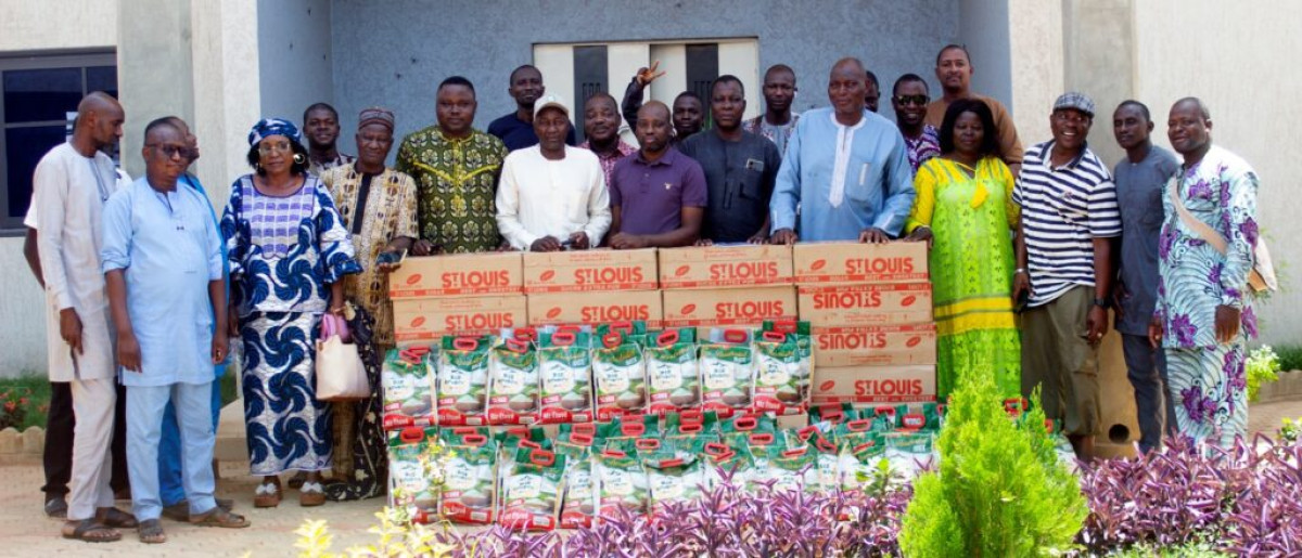 Ramadan/Soutien du parti UP le Renouveau à Banikoara: Bio Sarako Tamou distribue des kits alimentaires aux fidèles musulmans
