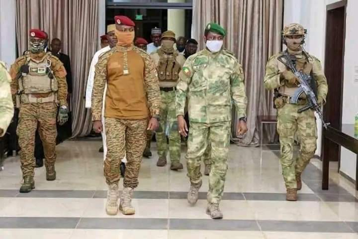 NIGER : Le Burkina et le Mali mettent en garde la Cedeao .Toute intervention militaire sera considérée comme un acte de guerre