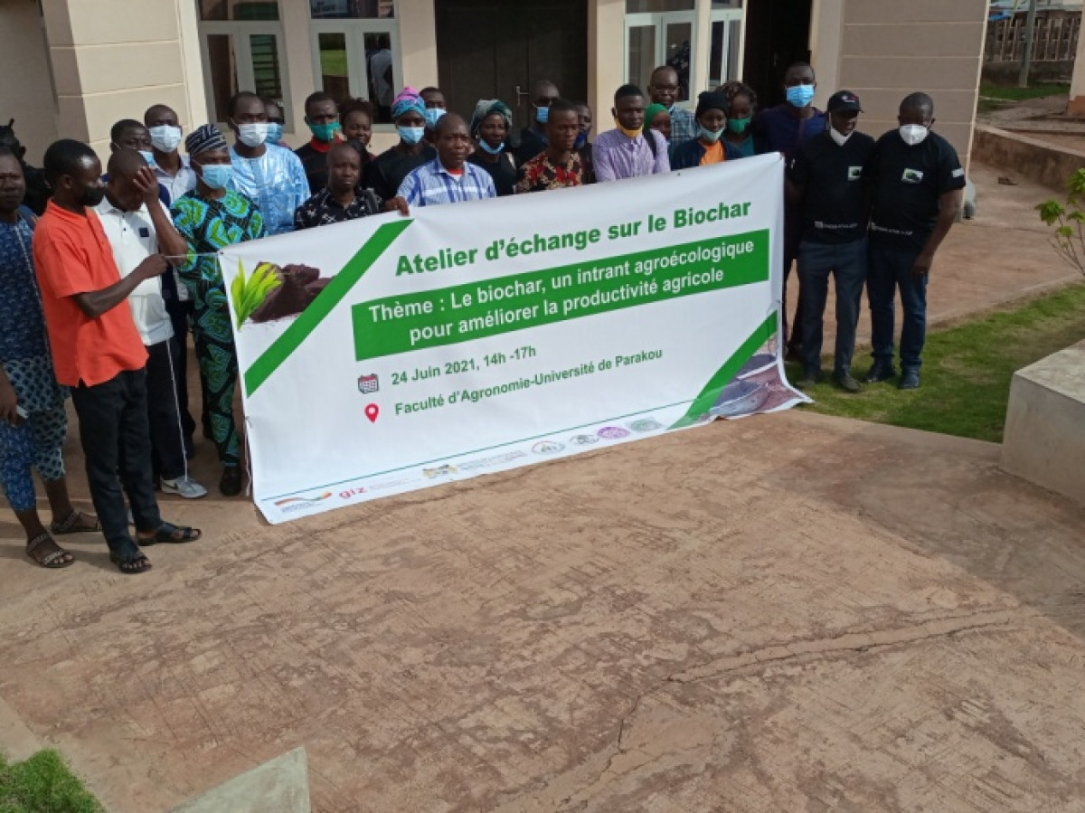 ATELIER SUR LE BIOCHAR, INTRANT AGROECOLOGIQUE POUR AMELIORER LA PRODUCTIVITE AGRICOLE : Le Prosol Bénin partage ses expériences avec le Burkina-Faso