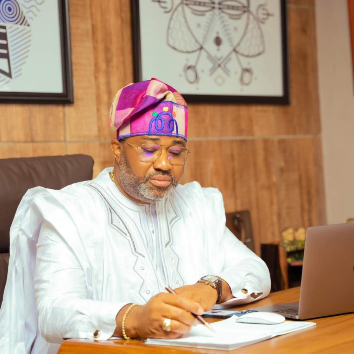 9 MILLIARDS POUR CONSTRUIRE L&rsquo;HÔTEL DE VILLE DE COTONOU : Le cri de cœur de Richard Boni Ouorou