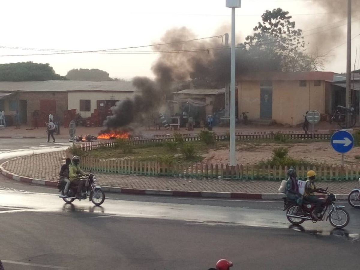 ACCIDENT AU CARREFOUR DAABAARU: Un homme prend feu