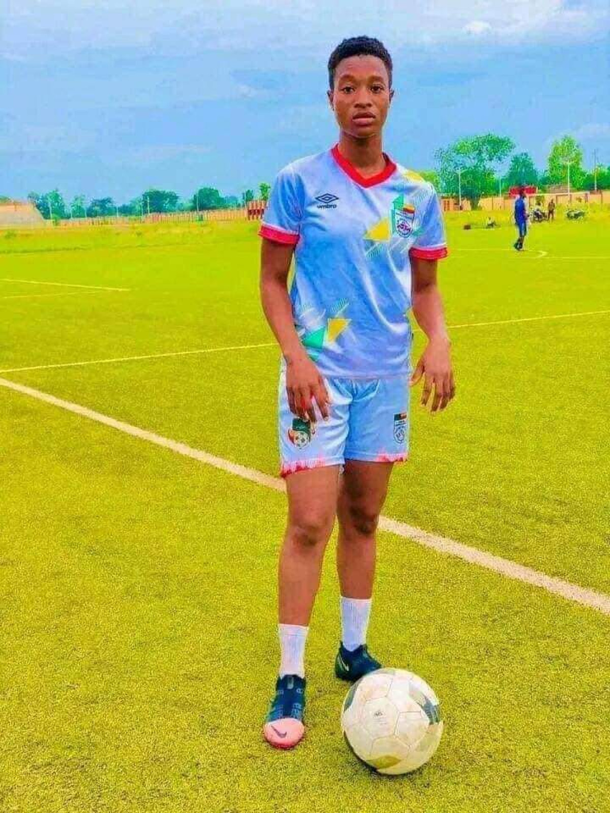 FOOTBALL FÉMININ BÉNINOIS : La joueuse Jobie Dandjesso agacée, fait des révélations sur l&rsquo;homosexualité