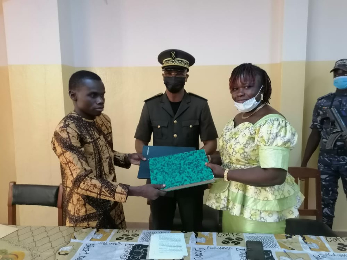 SECRÉTARIAT EXÉCUTIF DE LA MAIRIE DE KALALÉ : Le préfet Cissé investit Ida Tossou dans ses nouvelles fonctions