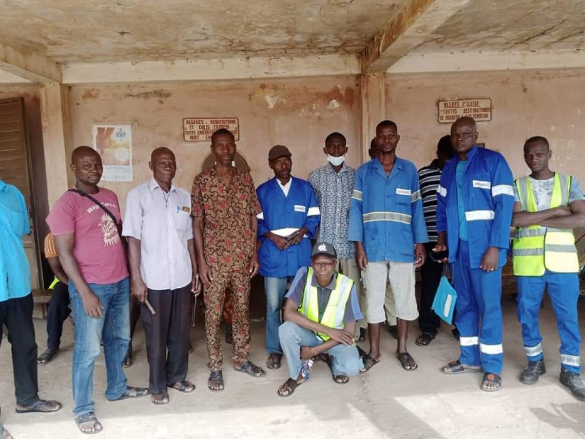 BÉNIRAIL : Les cheminots protestent contre l&rsquo;abattement de leurs salaires et appellent Talon au secours