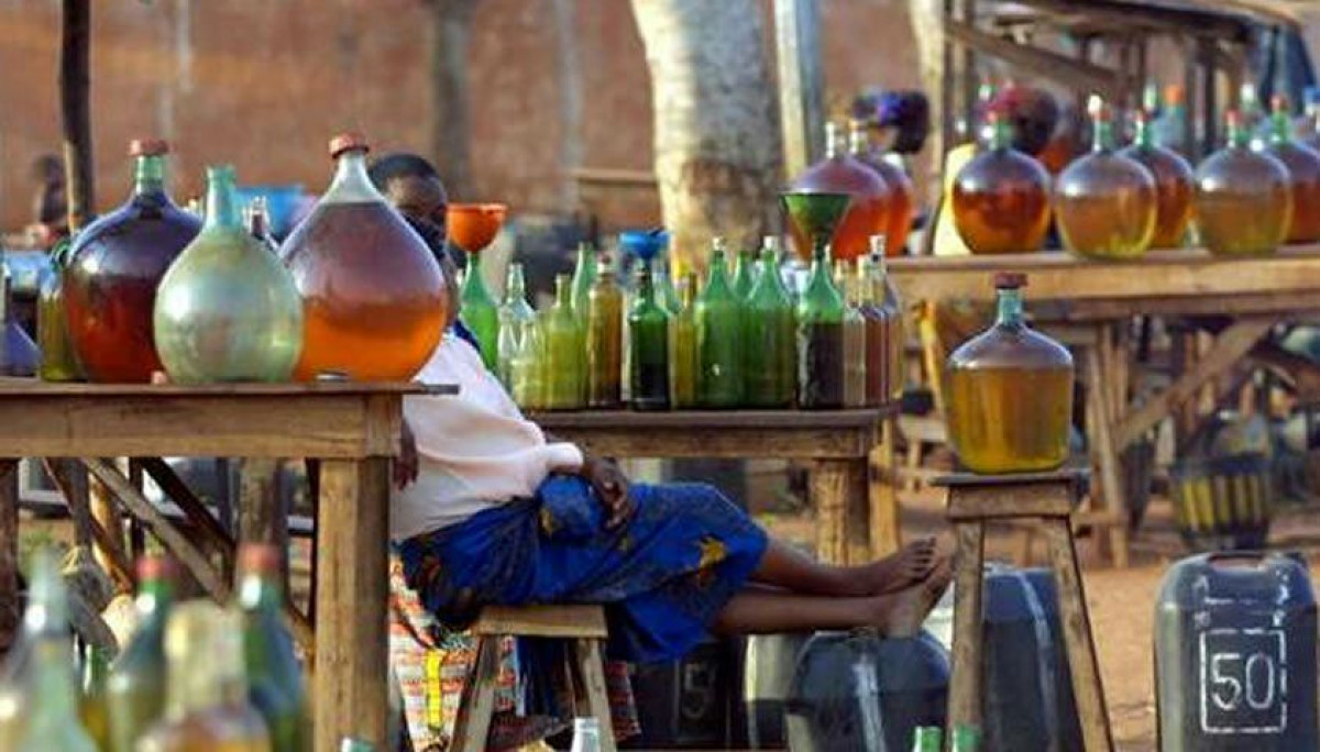 DÉPARTEMENT DE L&rsquo;OUÉMÉ : Plus de stands de l&rsquo;essence de contrebande aux abords des artères dès ce jour.