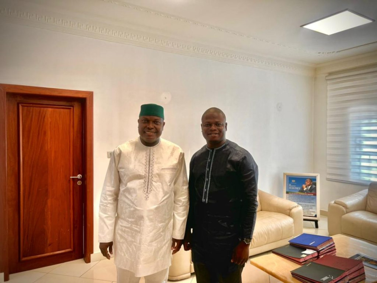 APRÈS PLUSIEURS DÉNONCIATIONS SUR L&rsquo;ÉTAT DES ROUTES :  Le Pdg de Daabaaru reçu par le Ministre des infrastructures et des transports