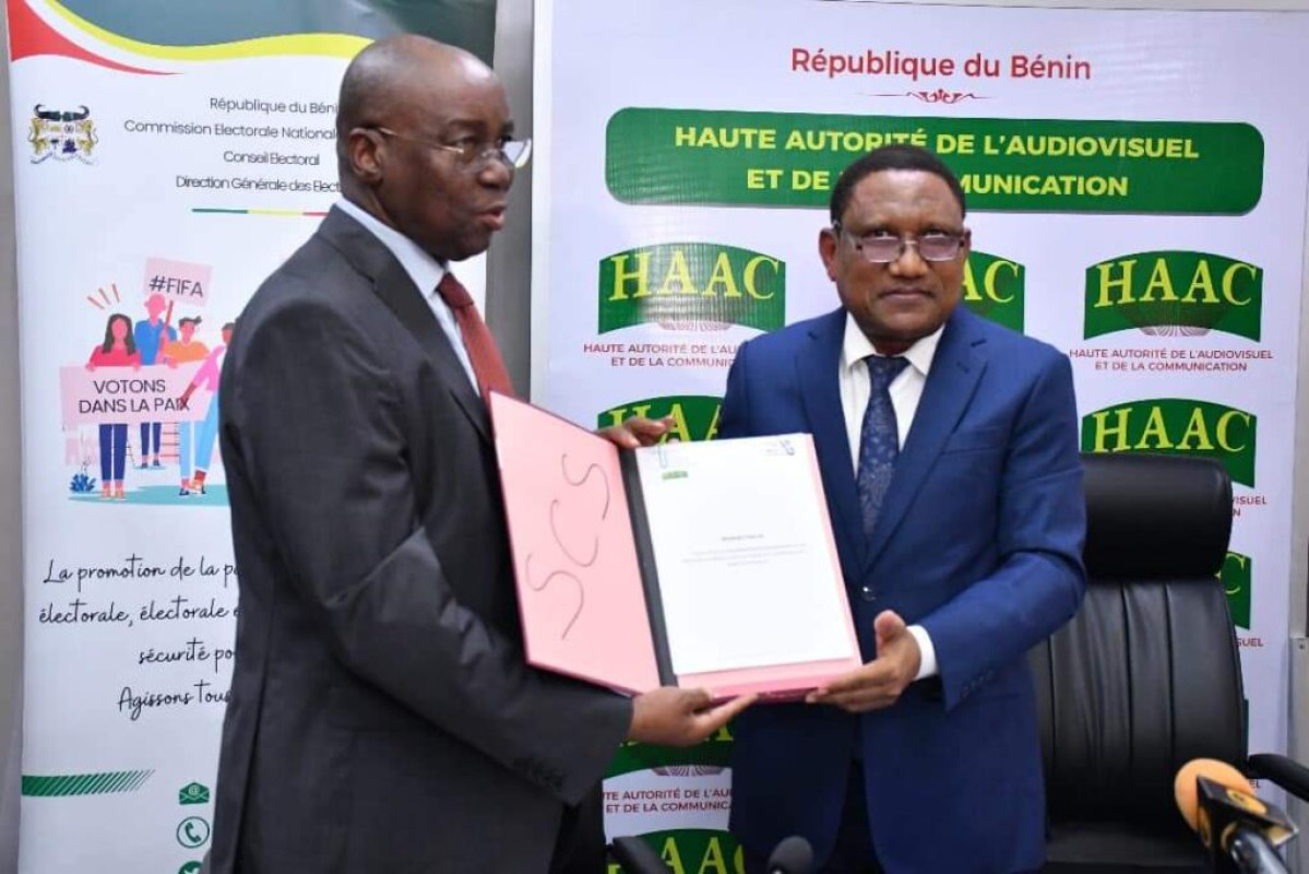 ÉLECTIONS DES REPRÉSENTANTS DES PROFESSIONNELS DES MEDIAS À LA HAAC : Le corps électoral convoqué pour le 9 juin prochain . Le mémorandum d’entente entre la Haac et la Cena signé