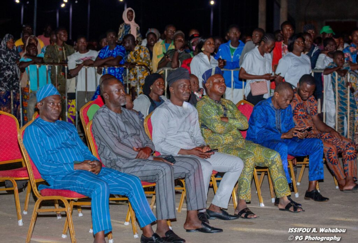 CONCERT DE LA NUIT DE L’INDÉPENDANCE À PARAKOU : Les populations ont vécu un moment de fête mémorable . Pari gagné pour le Ddcta Borgou-Alibori Mamadou Garou N’Douro Bagoudou