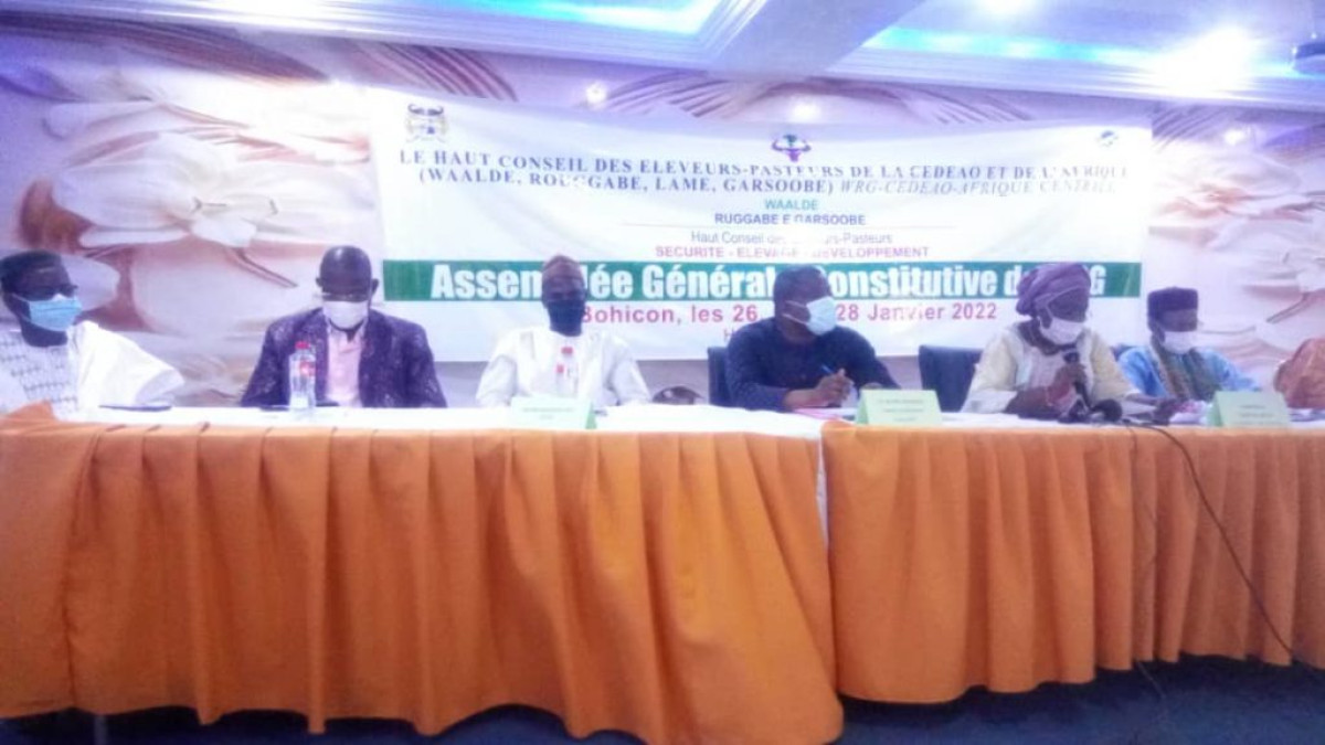 ÉLEVAGE ET PASTORALISME DANS L’ESPACE CEDEAO ET AFRIQUE CENTRALE : Le Haut Conseil des Éleveurs-pasteurs en Ag Constitutive