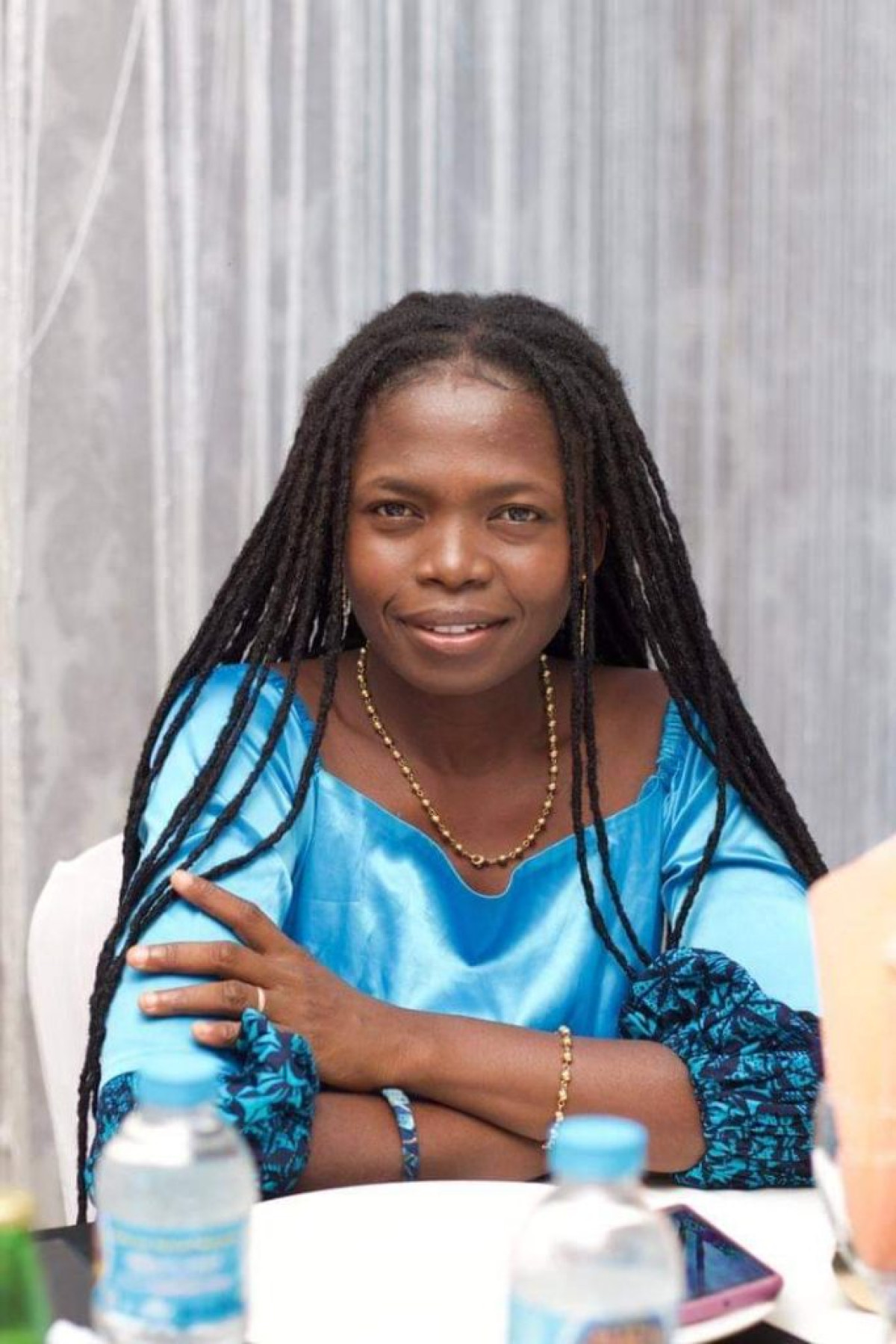 AFRIQUE : L’artiste Anna Teko défend la peau noire